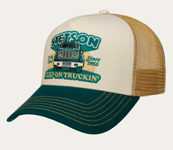TRUCKER CAP KEEP ON TRUCKING